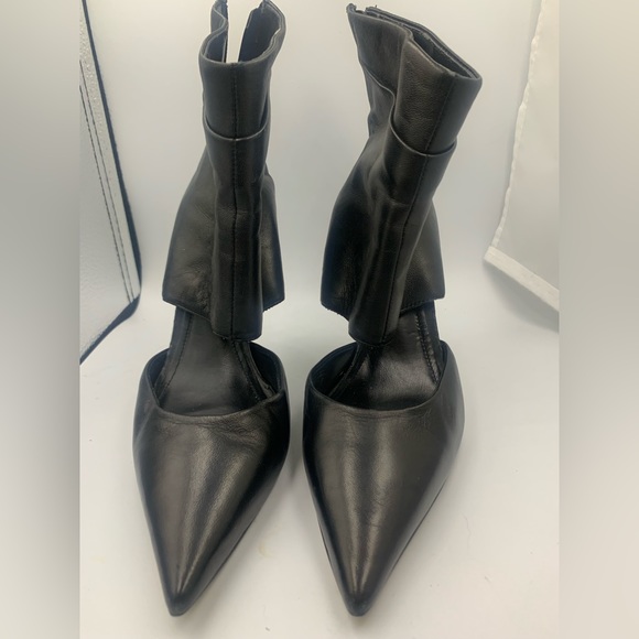 ALDO Women's Black Leather Pointed-Toe Heel Booties SZ 37 Gently Used - Picture 1 of 3